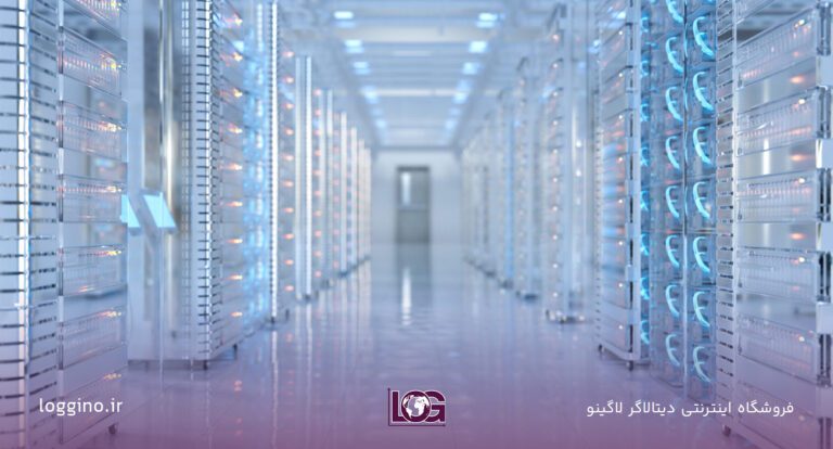 تصویری از یک دیتاسنتر بهینه و مدرن به همراه تم سفید و نورهای آبی